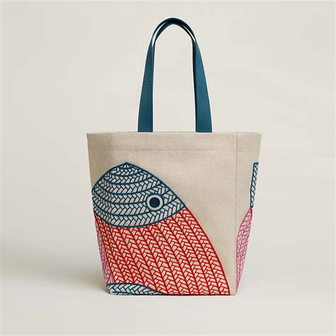 hermes beach bag.